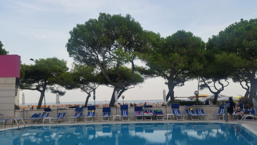 ליגננו סביאדורו Hotel Bristol מראה חיצוני תמונה