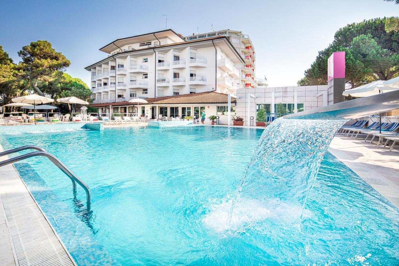 ליגננו סביאדורו Hotel Bristol מראה חיצוני תמונה