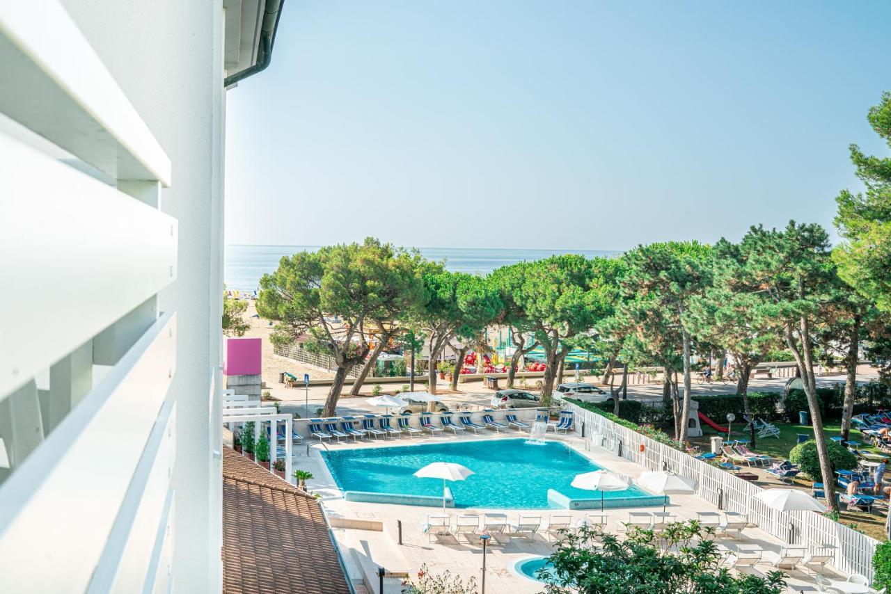 ליגננו סביאדורו Hotel Bristol מראה חיצוני תמונה